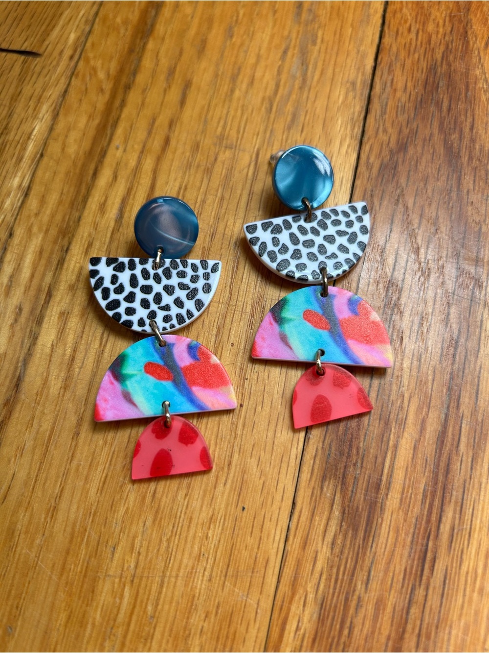 Plunder Colorful Multi-Tier Earrings - Blue, Black, White, Pink, Red